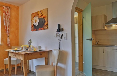 Oy-Mittelberg Apartment | Holiday apartment Alpenwiese (L) 50 sqm - Alpenstern Finy, organic guest house
