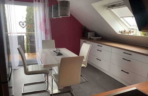 Schauenstein Apartment | Holiday apartment modernly furnished, 100 square meters with loggia near Hof - Naila