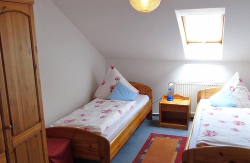 Diedorf Apartment | Holiday apartment Dermbach for 1 - 8 persons with 3 bedrooms - Holiday apartment