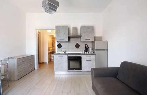 La Spezia Apartment | Holiday Apartment "Grecale" with 2 Balconies and Wi-Fi