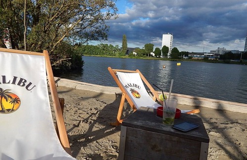 Metternich Apartment | Holiday Apartment 'Haus Uni Koblenz Wohnung 1' with Shared Terrace and Wi-Fi