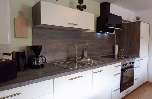 Neuendorf Apartment | Holiday Apartment 'Haus des Handwerkers' with Wi-Fi