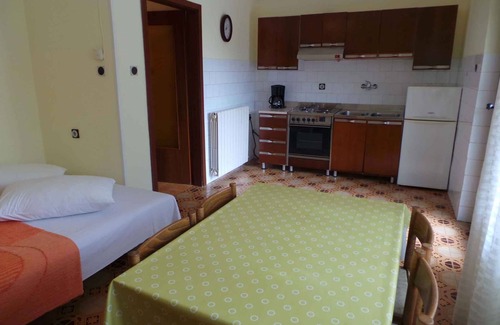 Pjescana Uvala Apartment | Holiday apartment with terrace