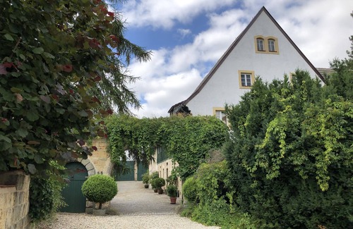 Bannewitz Apartment | Holiday apartment in the romantic Landhaus Dresden