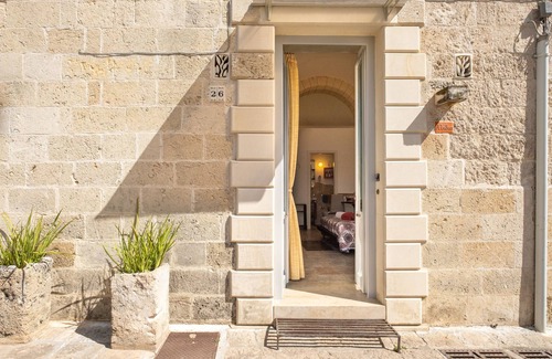 Muro Leccese Apartment | Holiday Apartment "Monolocale Delux Alithia" with A/C & Wi-Fi
