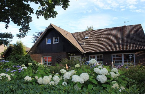 Varel House | Holiday apartment Klus for 1 - 5 persons with 3 bedrooms - Holiday house