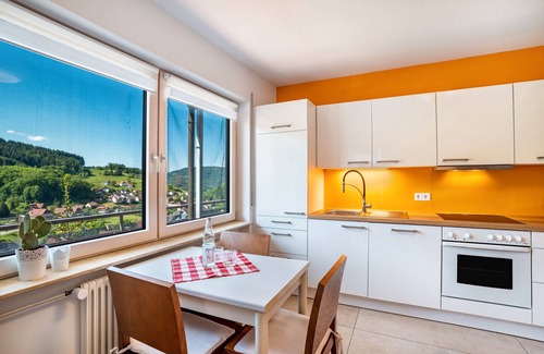 Busterbach Apartment | Holiday Apartment 'Little Nest' with Mountain View, Balcony and Wi-Fi
