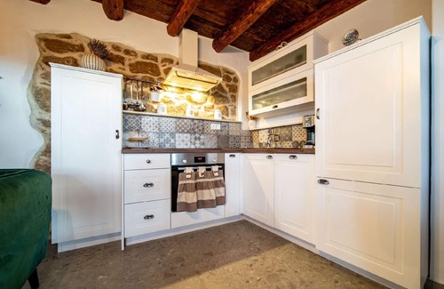 Lopar House | Holiday apartment Lopar for 1 - 4 persons with 2 bedrooms - Holiday house