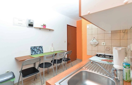 Stinjan Apartment | Holiday apartment mit Klimaanlage und Terrasse