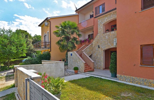 Stinjan Apartment | Holiday apartment mit Klimaanlage und Terrasse