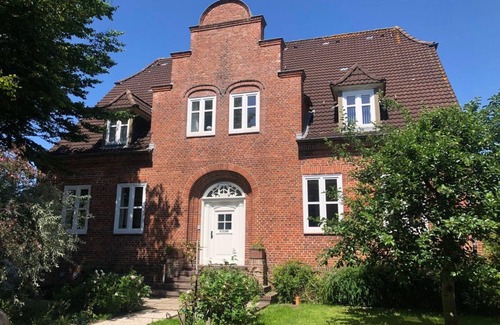 Niebuell Apartment | Holiday apartment Niebüll for 1 - 4 persons with 2 bedrooms - Holiday apartment in one or multi-fami