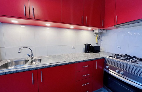 Cortegaca Apartment | Holiday Apartment "Onda Beach House" with Sea View, Shared Pool & Wi-Fi
