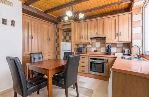 Illora Apartment | Holiday Apartment 'Planta Baja'