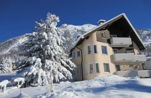 Pontresina Apartment | Holiday apartment Pontresina for 1 - 3 persons with 1 bedroom - Holiday apartment in one or multi-fa