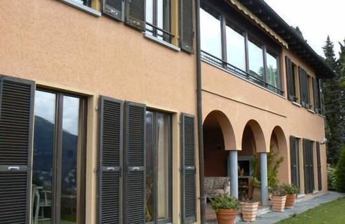 Porza Apartment | Holiday apartment Porza for 4 - 6 persons with 3 bedrooms - Holiday apartment in a villa