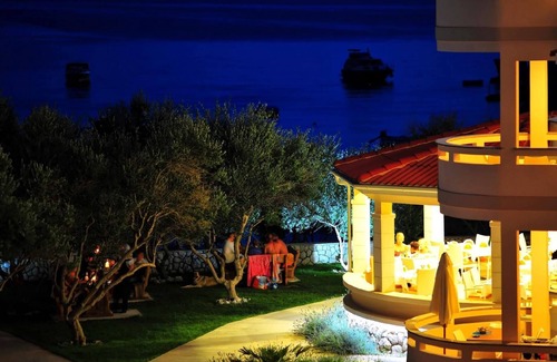 Potocnica Apartment | Holiday apartment Potocnica for 1 - 6 persons with 2 bedrooms - Row house