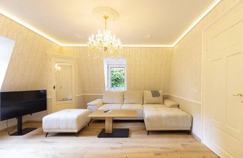 Bad Urach Apartment | Holiday Apartment 'Romance in the Castle' with Mountain View, Private Garden and Wi-Fi