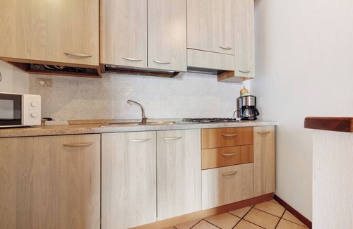 Oldesio Apartment | Holiday Apartment 'Rustico Spagnol 4' with Lake View, Pool & Wi-Fi