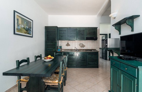 Cala Liberotto Apartment | Holiday Apartment "Sa Dommo De Franziscu" near Beach with Private Terrace & A/C