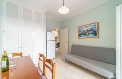 Dassia Apartment | Holiday Apartment Saint Nicholas Beach with Sea View, Shared Pool & Wi-Fi