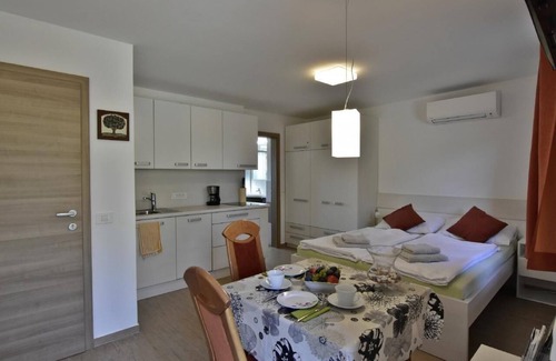 Savudrija Apartment | Holiday apartment Savudrija for 1 - 2 persons with 1 bedroom - Holiday apartment