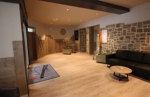 Oberhambach Apartment | Holiday apartment with indoor pool and WiFi