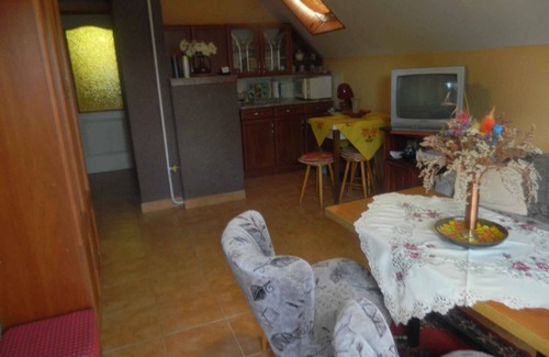 Cserkeszolo Apartment | Holiday apartment with a nice location