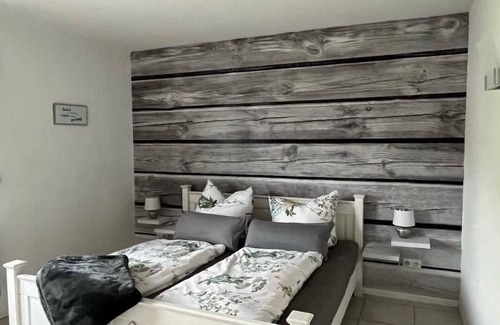 Reichensachsen Apartment | Holiday apartment Wehretal for 1 - 6 persons with 2 bedrooms - Holiday apartment in one or multi-fam