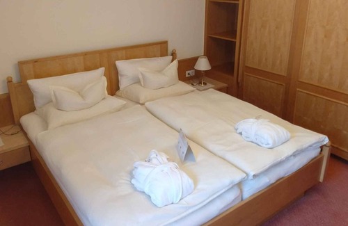 Laengenfeld Apartment | Holiday apartment with WiFi and wellness area