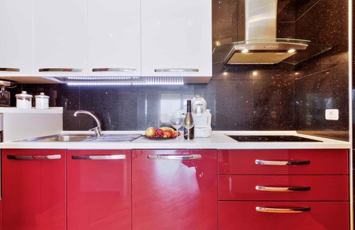 Zambratija Apartment | Holiday apartment with air conditioning and balcony