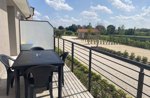 Colà Di Lazise Apartment | Holiday apartment with balcony and air conditioning