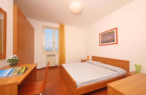 Corno Apartment | Holiday apartment with balcony and lake view