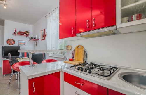 Cizici Apartment | Holiday apartment with air conditioning