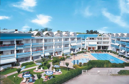 Bibione Pineda Apartment | Holiday apartment with balcony and air conditioning
