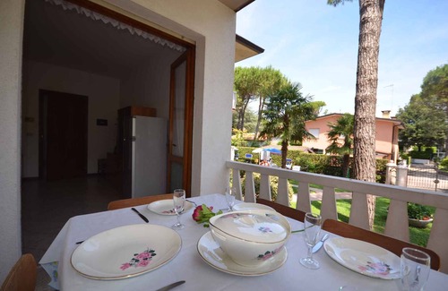 Lignano Pineta Apartment | Holiday apartment with balcony