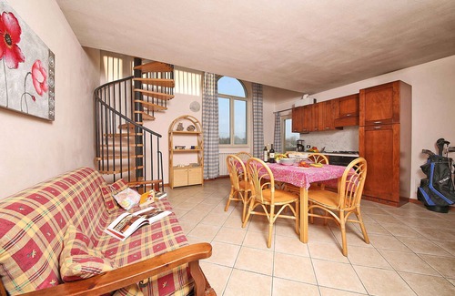 Cunettone-villa Apartment | Holiday apartment with outdoor swimming pool