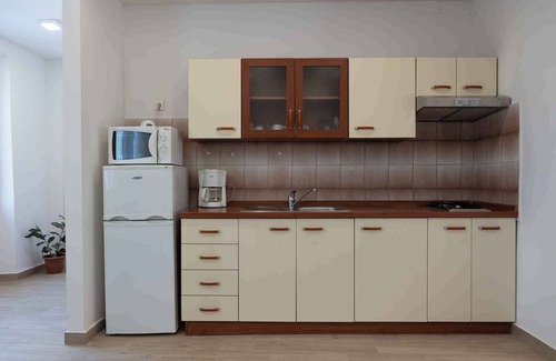 Silo Apartment | Holiday apartment with terrace near the sea
