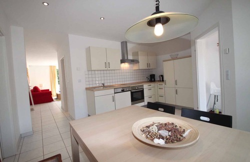 Rambin Apartment | Holiday apartment with underfloor heating, fireplace and terrace