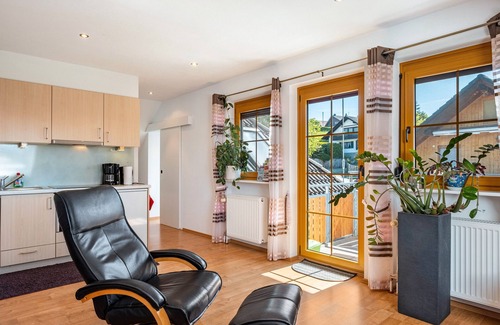 Kappel Apartment | Holiday Apartment 'Wutach' with Mountain View, Shared Terrace and Wi-Fi