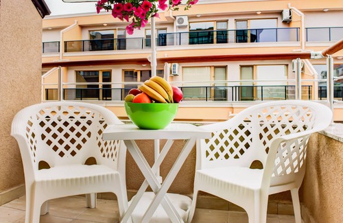 Pomorie Apartment | Holiday Apartments 80 m from a Sandy Beach