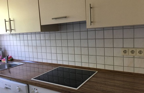 Hechthausen House | Holiday bungalow (RMH) with 3 bedrooms between forest and meadows, outskirts