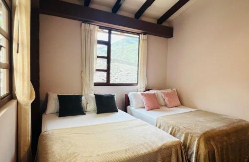 Banos de Agua Santa House | Holiday Cottage 2 Bedroom 2 Bath