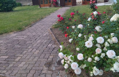 Eps House | holiday cottage rental for 4 to 5 people