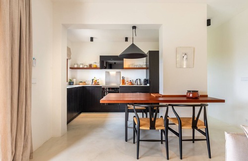 Cala Comte House | Holiday Home "Juliarina" with Sea View, Garden & Wi-Fi
