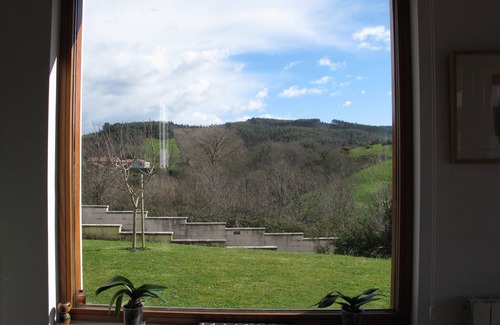 Villaverde de Pontones House | Holiday Home near Santander Beach