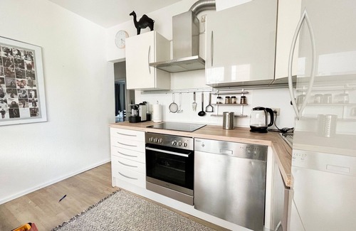 Oldenburg Apartment | Holiday flat "Am Olantis" with private terrace and WLAN
