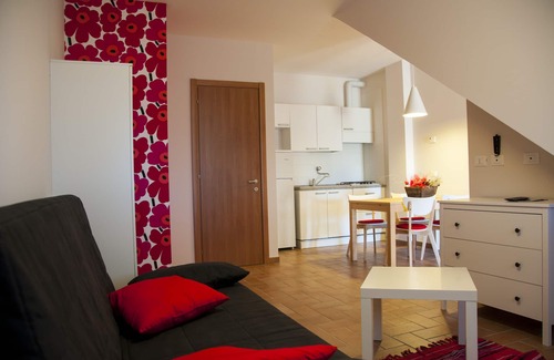 Francavilla d'Ete Apartment | Holiday Flat with Private Swimming Pool. Privacy, Relaxation and Nature