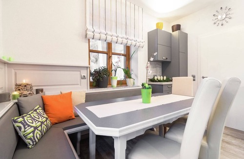 Rennweg am Katschberg House | Holiday Home in Rennweg near Ski Slopes