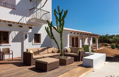Es Canar House | Holiday house Santa Eularia des Riu for 1 - 8 persons with 4 bedrooms - Holiday home