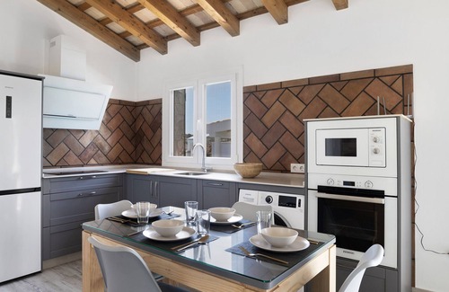 San Ambrosio House | Holiday Home 'Casa Faquinse La Muela 2' with Sea View, Wi-Fi and Air Conditioning